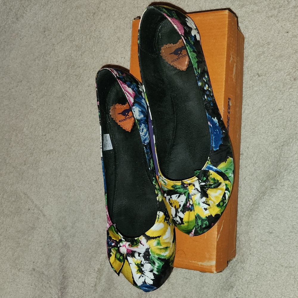 ROCKET DOG Floral Ballet Flats w/ bow